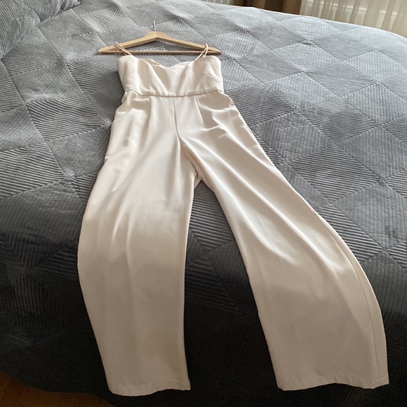 Theia bridesmaid jumpsuit - Picture 2 of 3